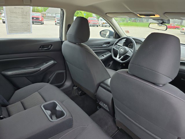 Used 2024 Nissan Altima 2.5 SV image 42