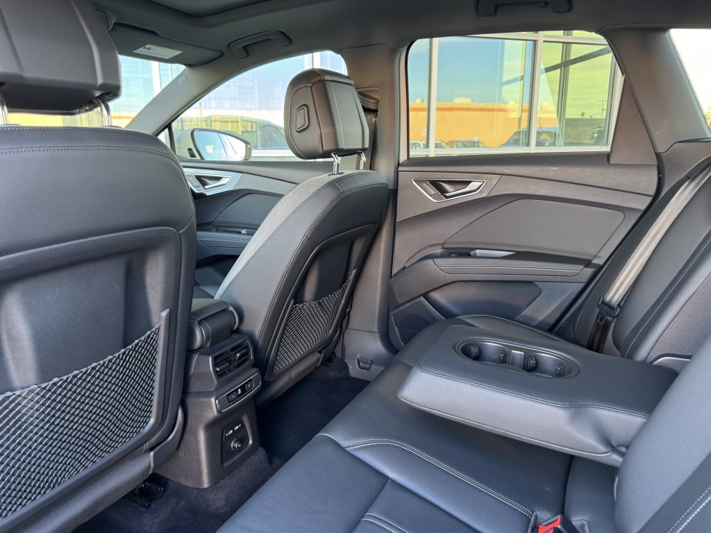 Used 2022 Audi Q4 e-tron Premium Plus w/ Premium Plus AWD/4WD image 38