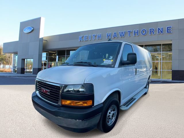 Used 2025 GMC Savana 2500 w/ Driver Convenience Package RWD image 3