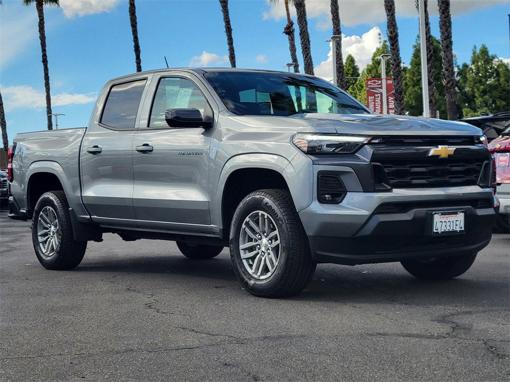 Used 2025 Chevrolet Colorado LT w/ LT Convenience Package image 30