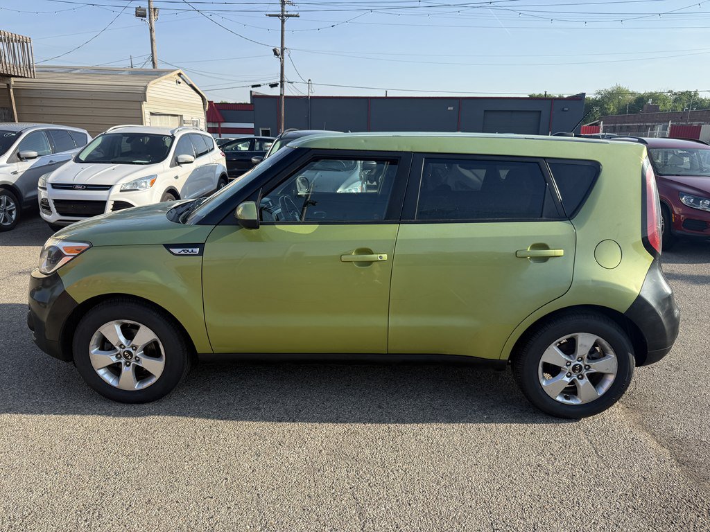Used 2018 Kia Soul FWD image 3