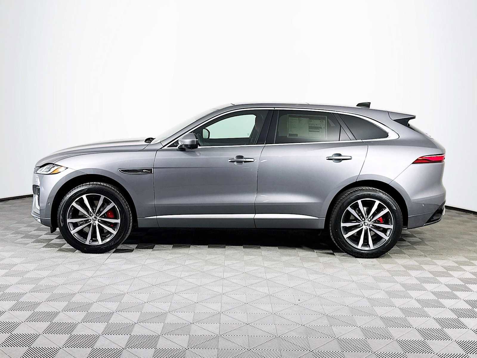 New 2025 Jaguar F-PACE R-Dynamic S image 8