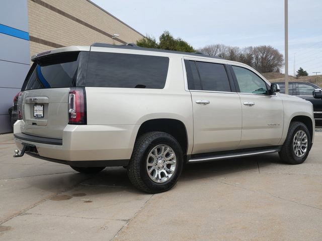 Used 2017 GMC Yukon XL SLT image 7