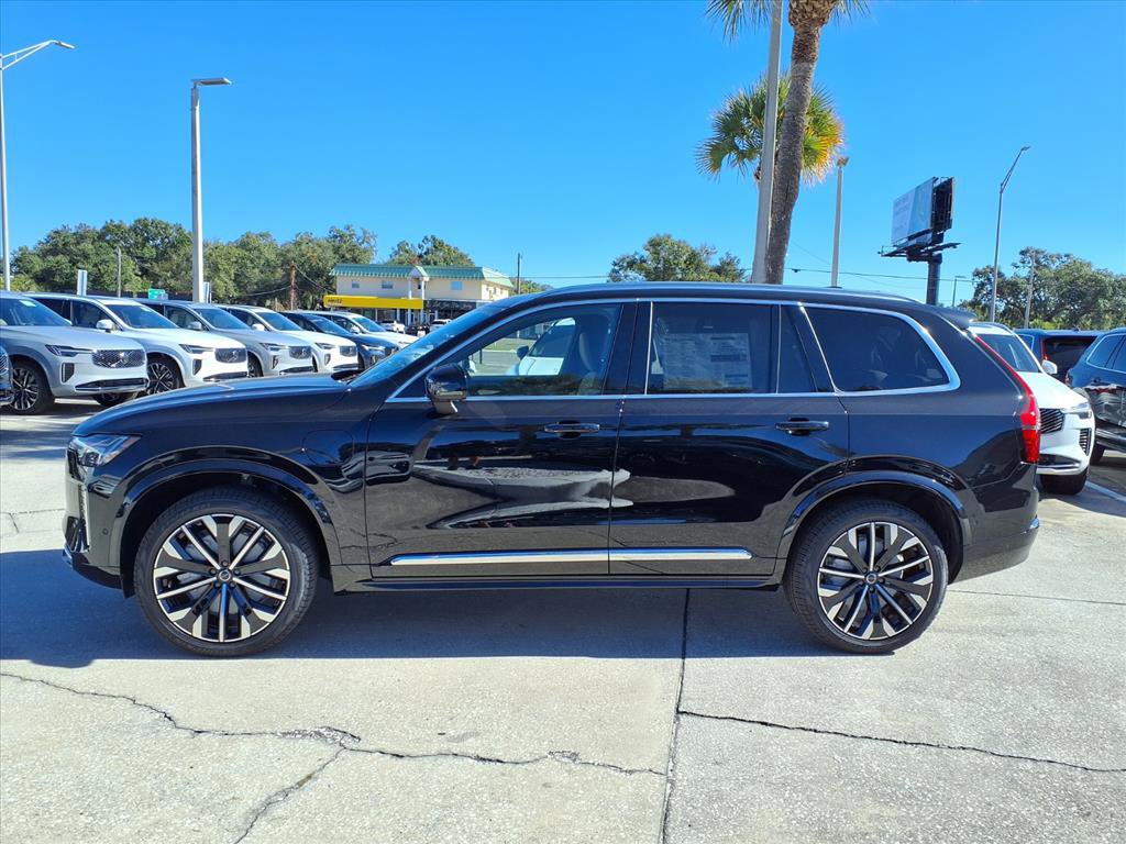 New 2026 Volvo XC90 T8 Plus w/ Protection Package Premier image 4