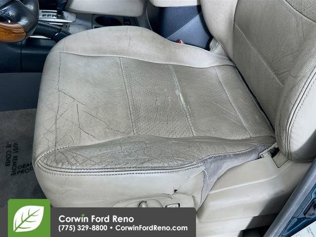Used 2003 Mitsubishi Montero Limited AWD/4WD image 17