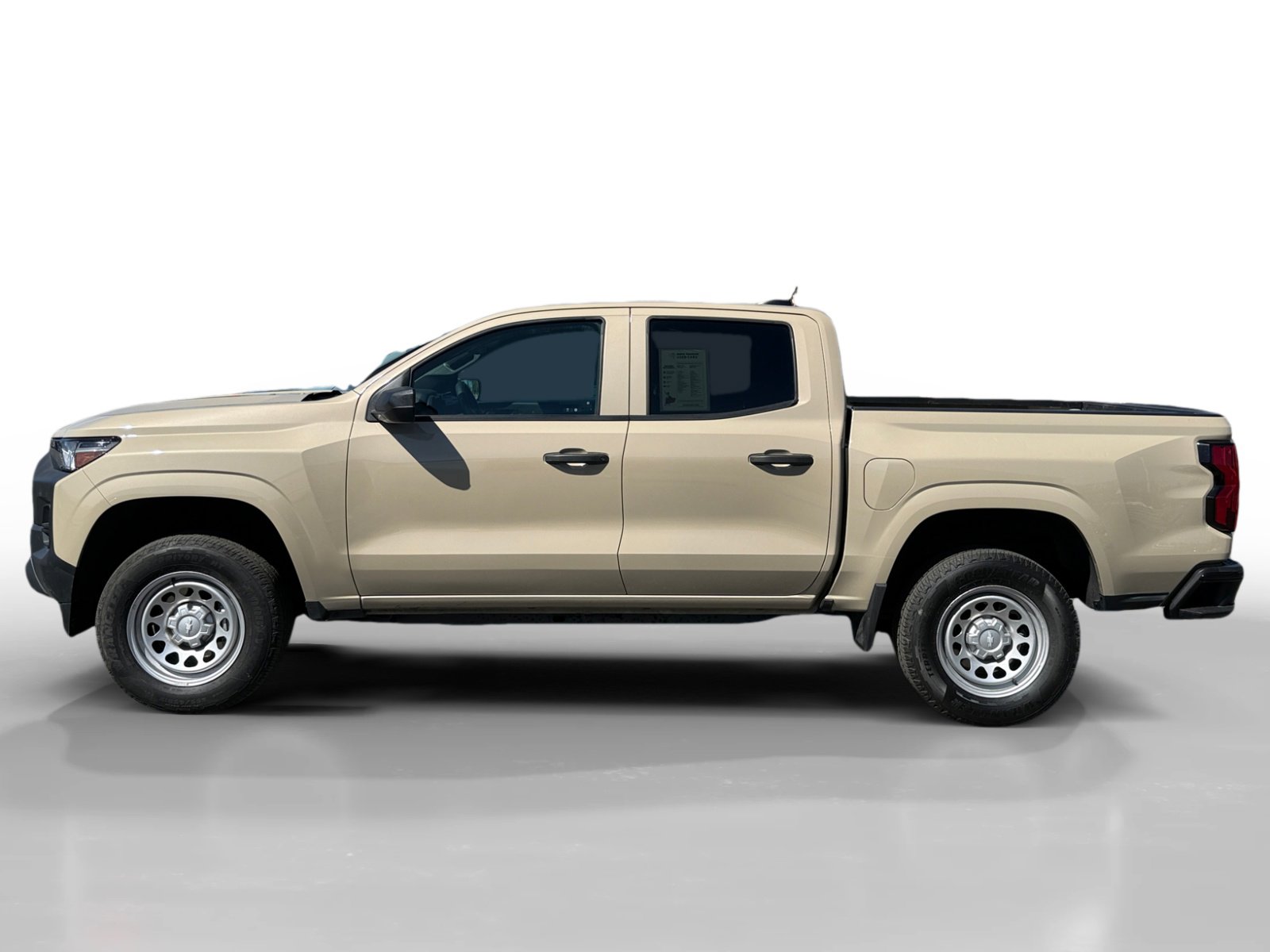 Used 2024 Chevrolet Colorado W/T image 2