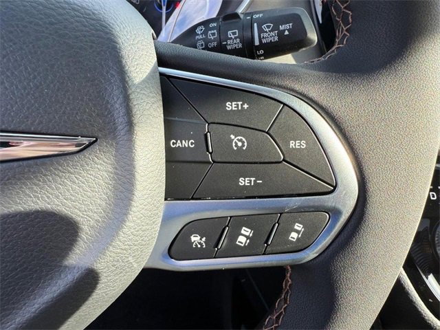 New 2026 Chrysler Pacifica Pinnacle w/ Trailer Tow Group image 23
