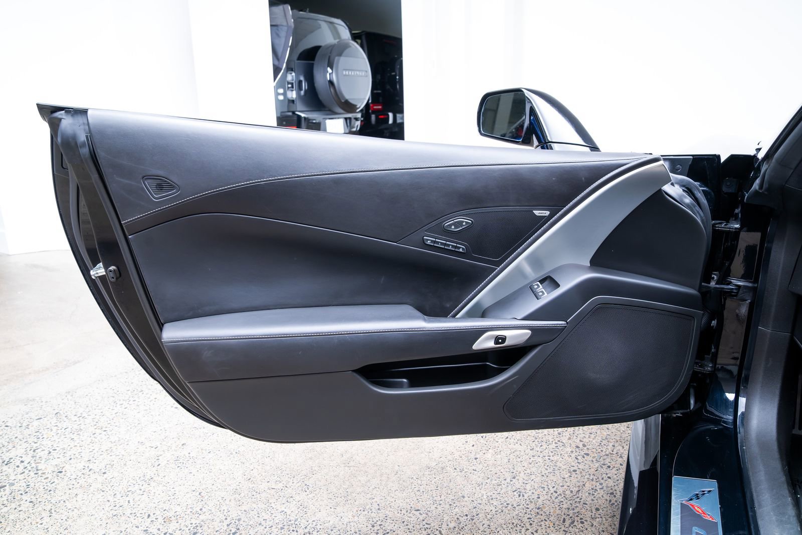 Used 2018 Chevrolet Corvette Grand Sport RWD image 15