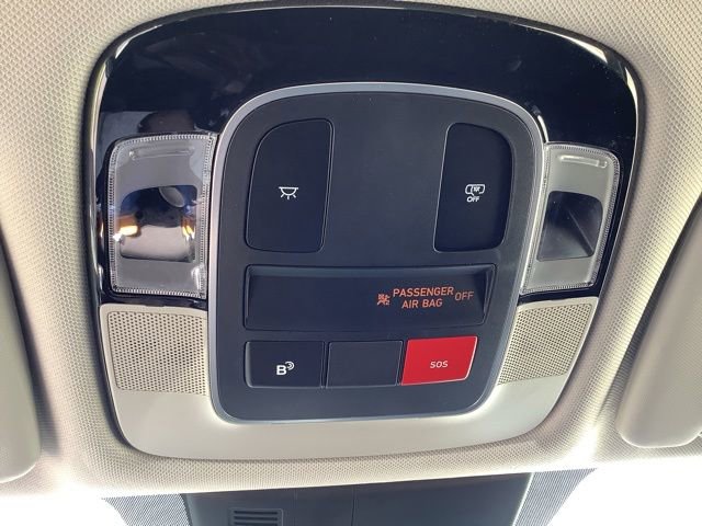 Certified 2025 Hyundai Tucson SE image 38