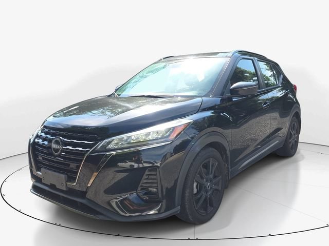 Used 2023 Nissan Kicks SR w/ Interior Electronics Package FWD image 10