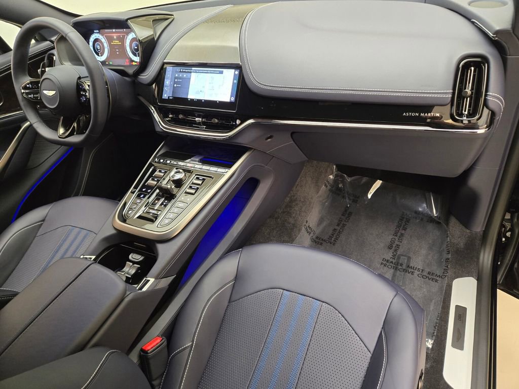 Used 2025 Aston Martin DBX 707 image 26