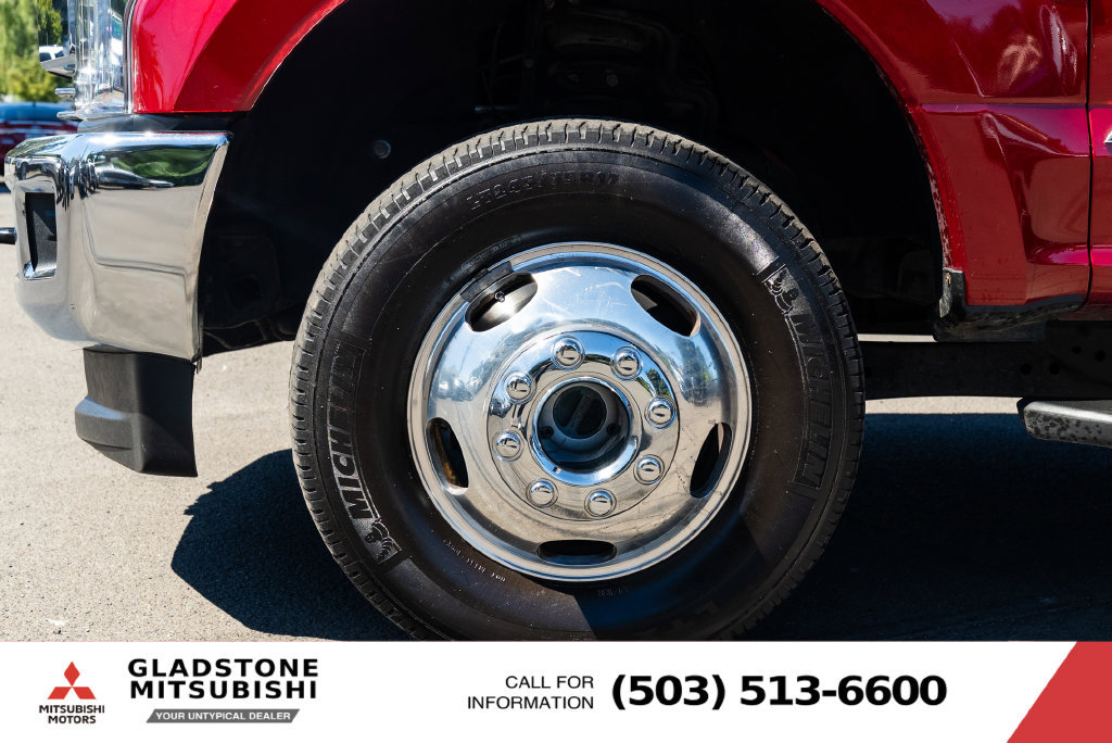 Used 2017 Ford F350 Lariat AWD/4WD image 5