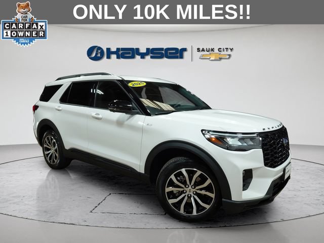 Used 2025 Ford Explorer ST-Line AWD/4WD image 1