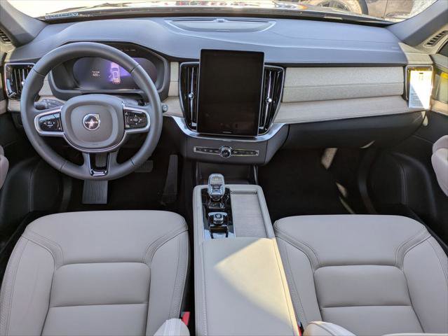 New 2026 Volvo XC90 B6 Plus w/ Protection Package Premier image 11