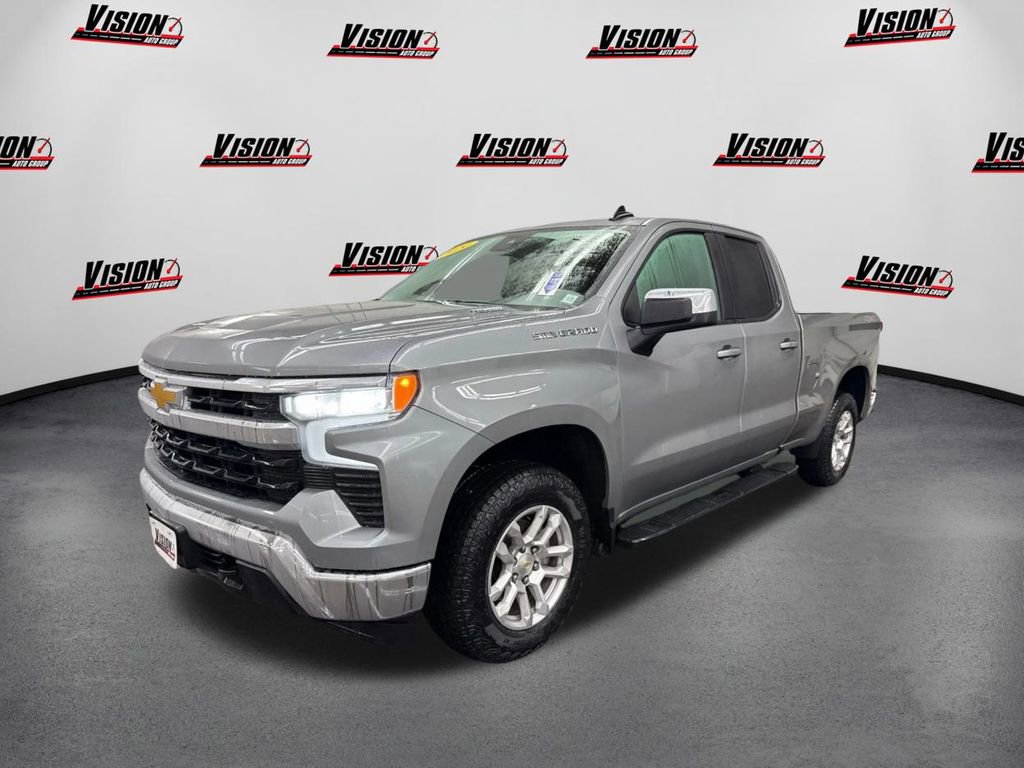 Used 2024 Chevrolet Silverado 1500 LT