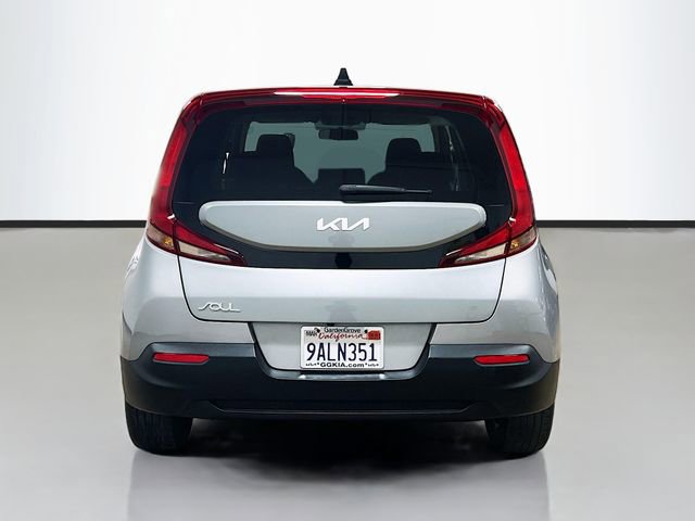 Certified 2022 Kia Soul LX image 6