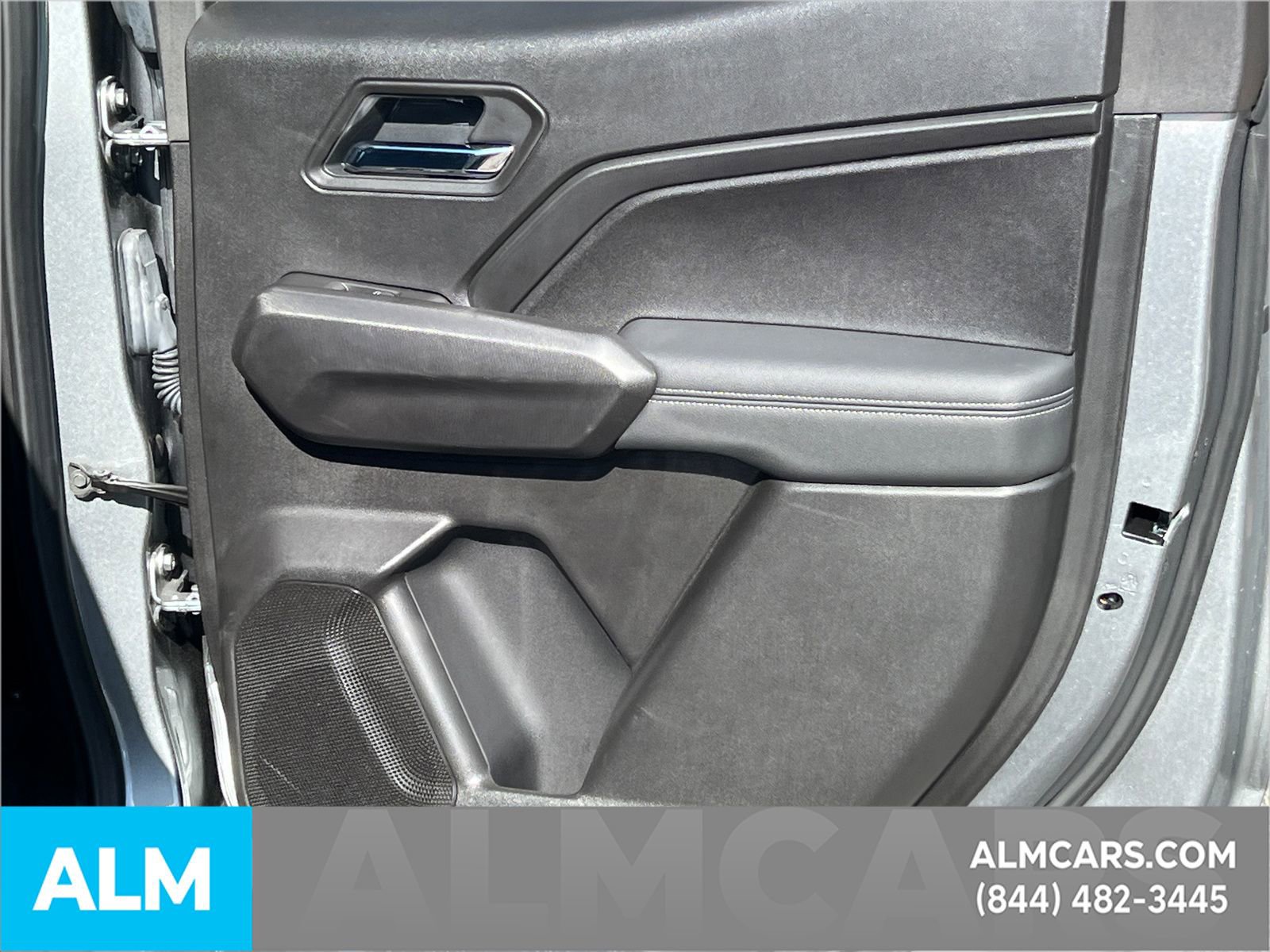 Used 2025 GMC Canyon Elevation image 18