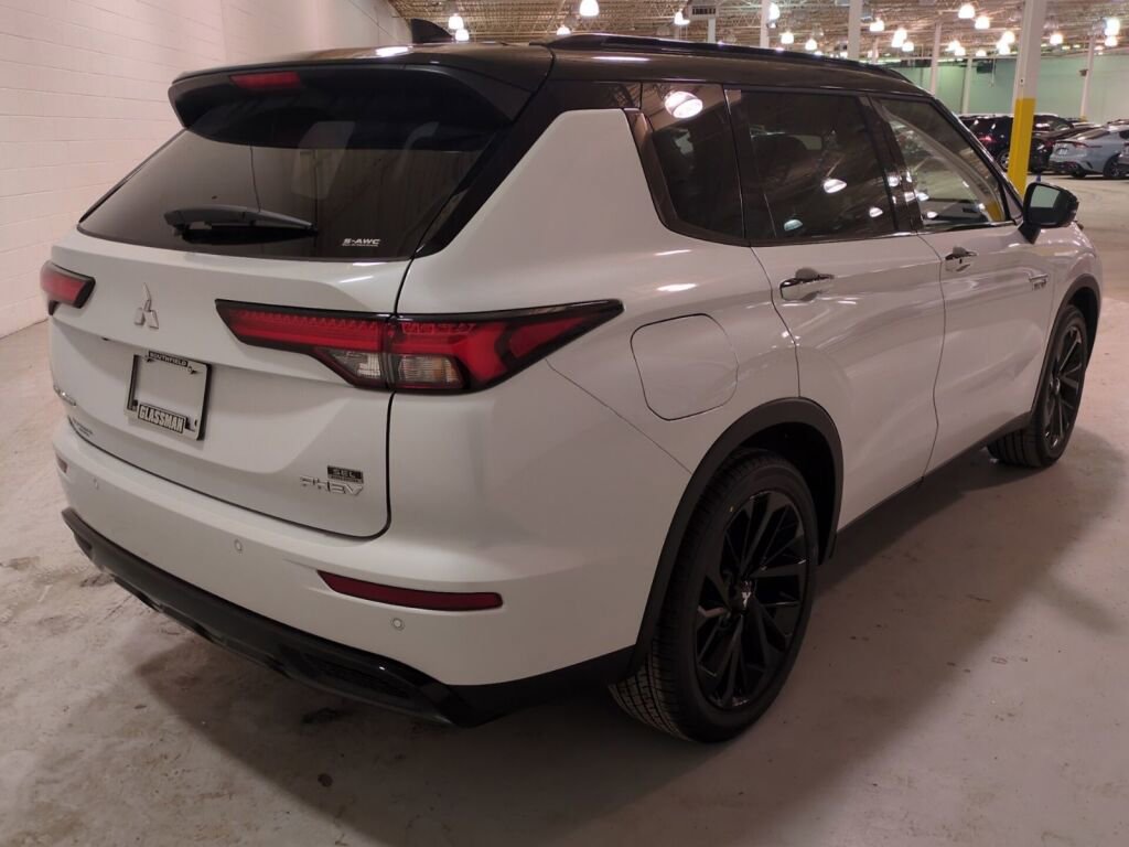 New 2025 Mitsubishi Outlander SEL AWD/4WD image 4