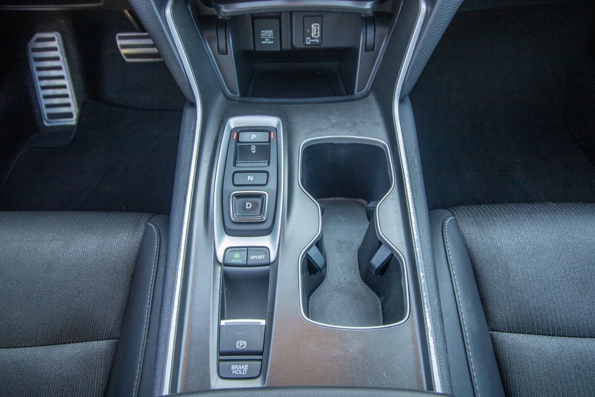 Used 2020 Honda Accord Sport image 32