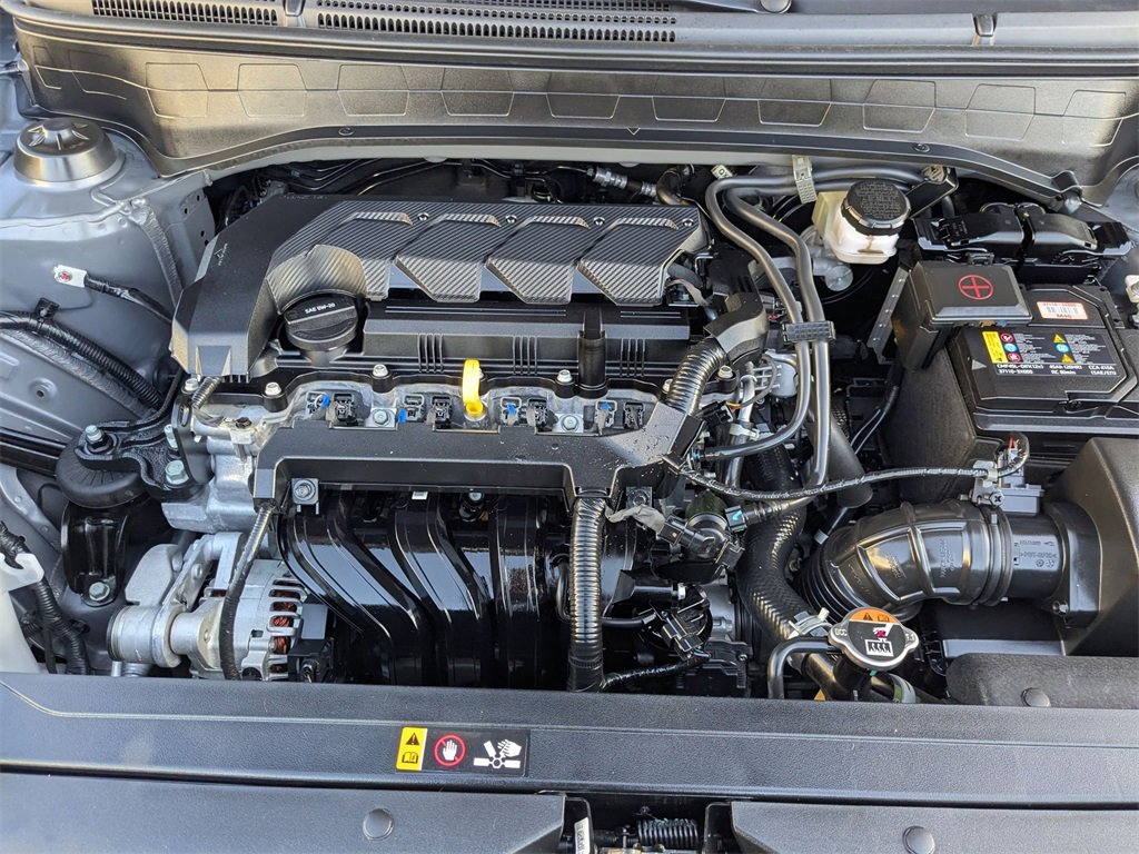 Used 2025 Hyundai Venue SEL image 32