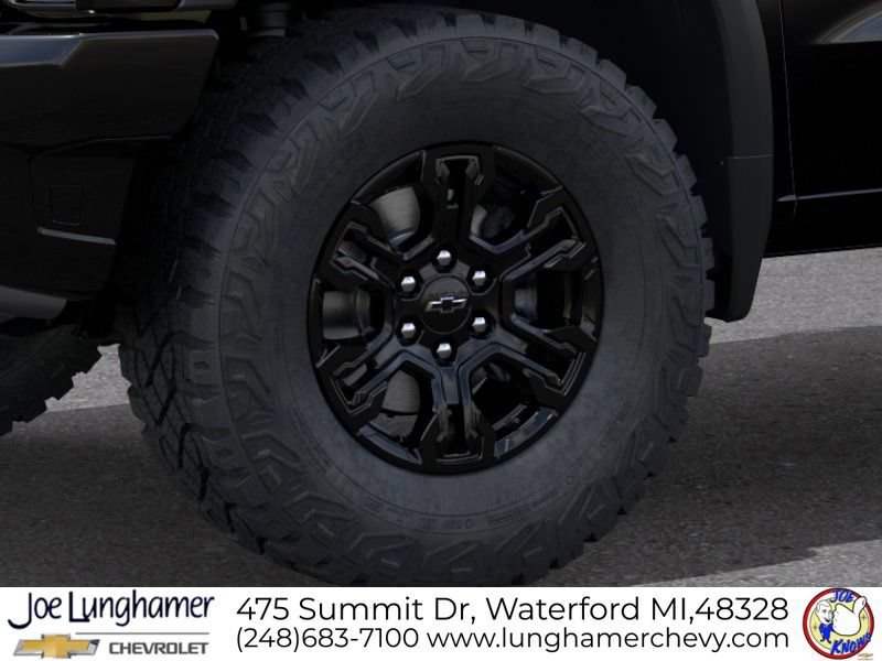 New 2026 Chevrolet Silverado 1500 ZR2 w/ Dark Appearance Package AWD/4WD image 9