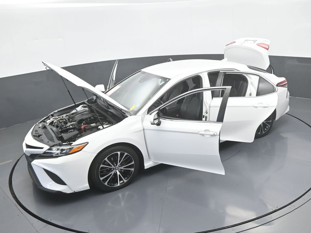 Used 2020 Toyota Camry SE image 57