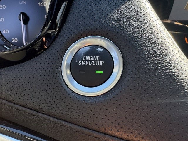 Certified 2025 Cadillac XT5 Premium Luxury image 19