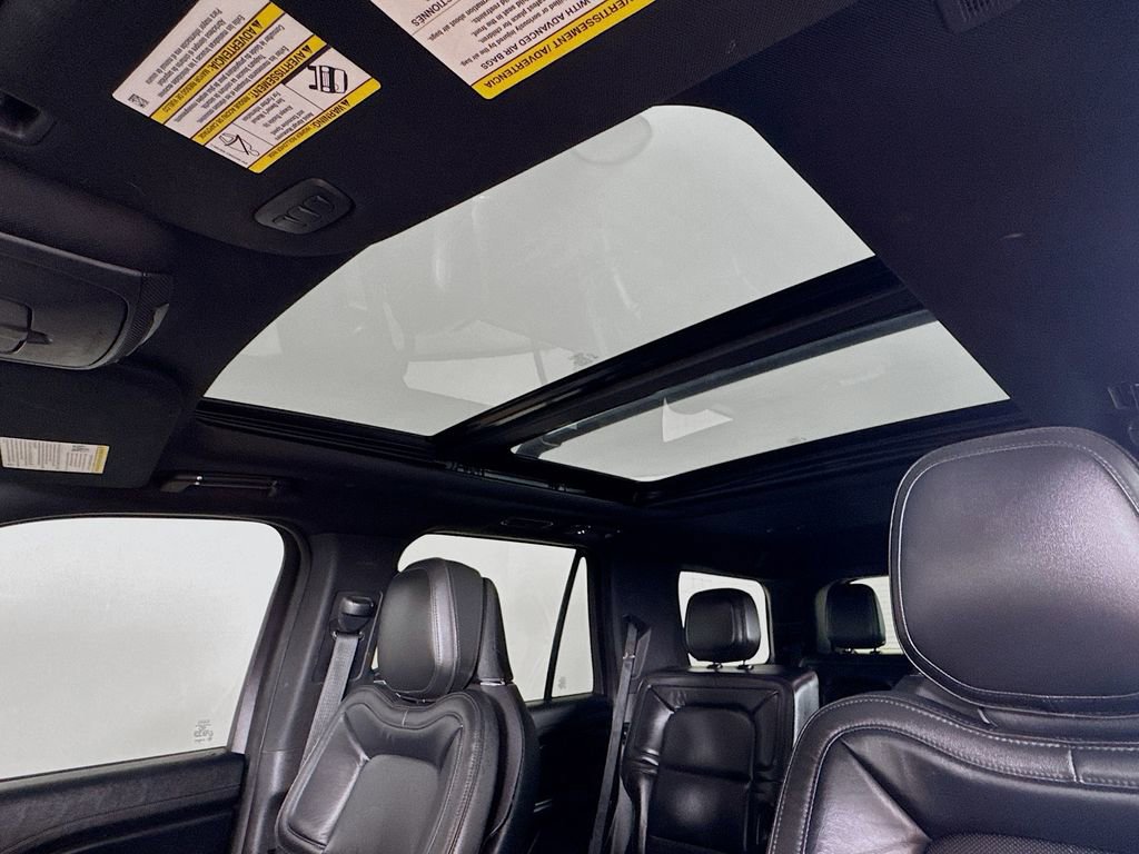Used 2019 Lincoln Navigator Reserve AWD/4WD image 22