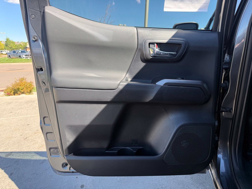 Used 2021 Toyota Tacoma TRD Pro AWD/4WD image 24