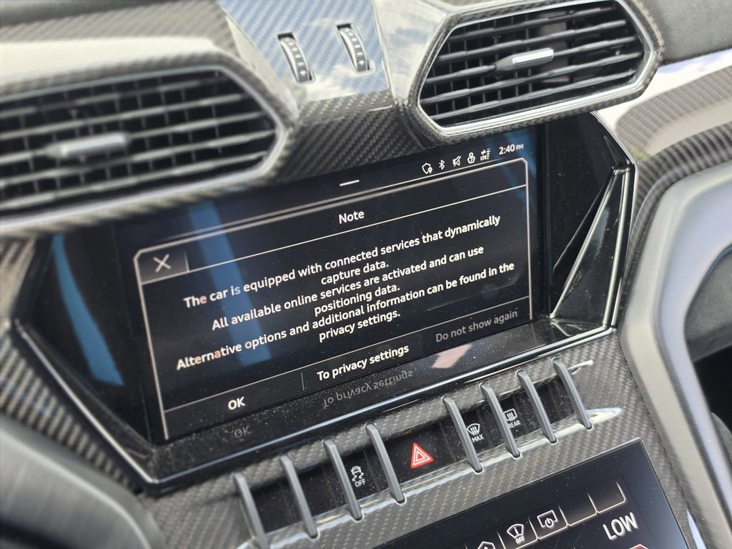 Used 2024 Lamborghini Urus Performante AWD/4WD image 26