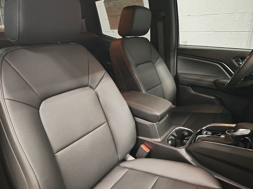 New 2026 GMC Canyon Elevation w/ Convenience Package image 10