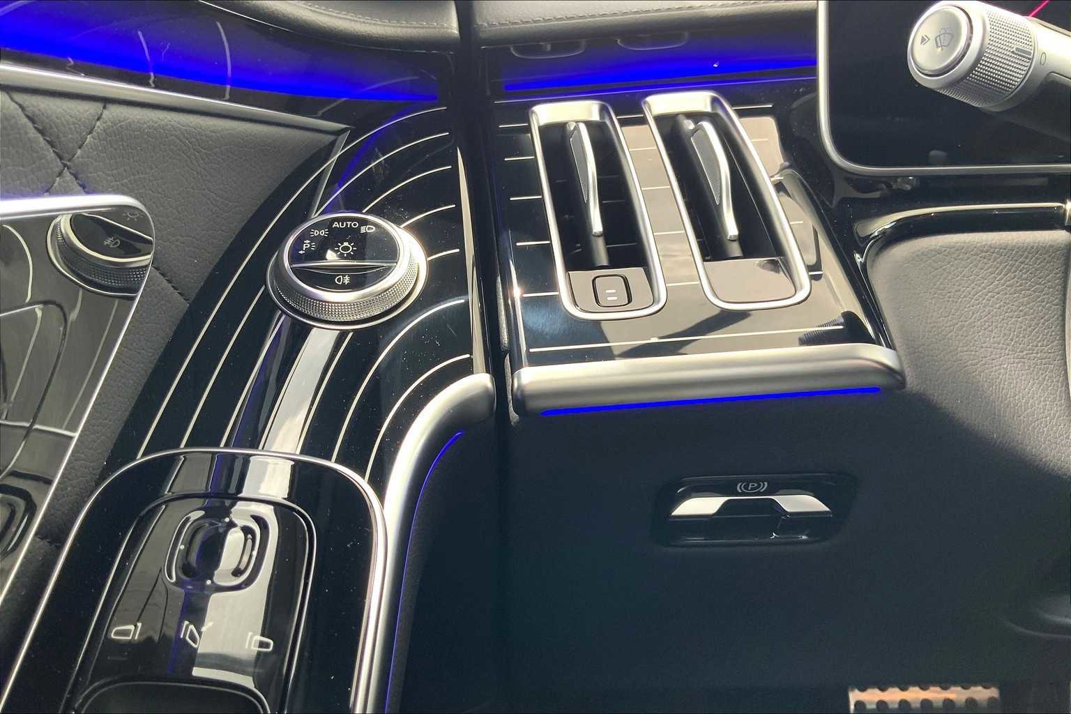 New 2025 Mercedes-Benz S 580 4MATIC Sedan image 13