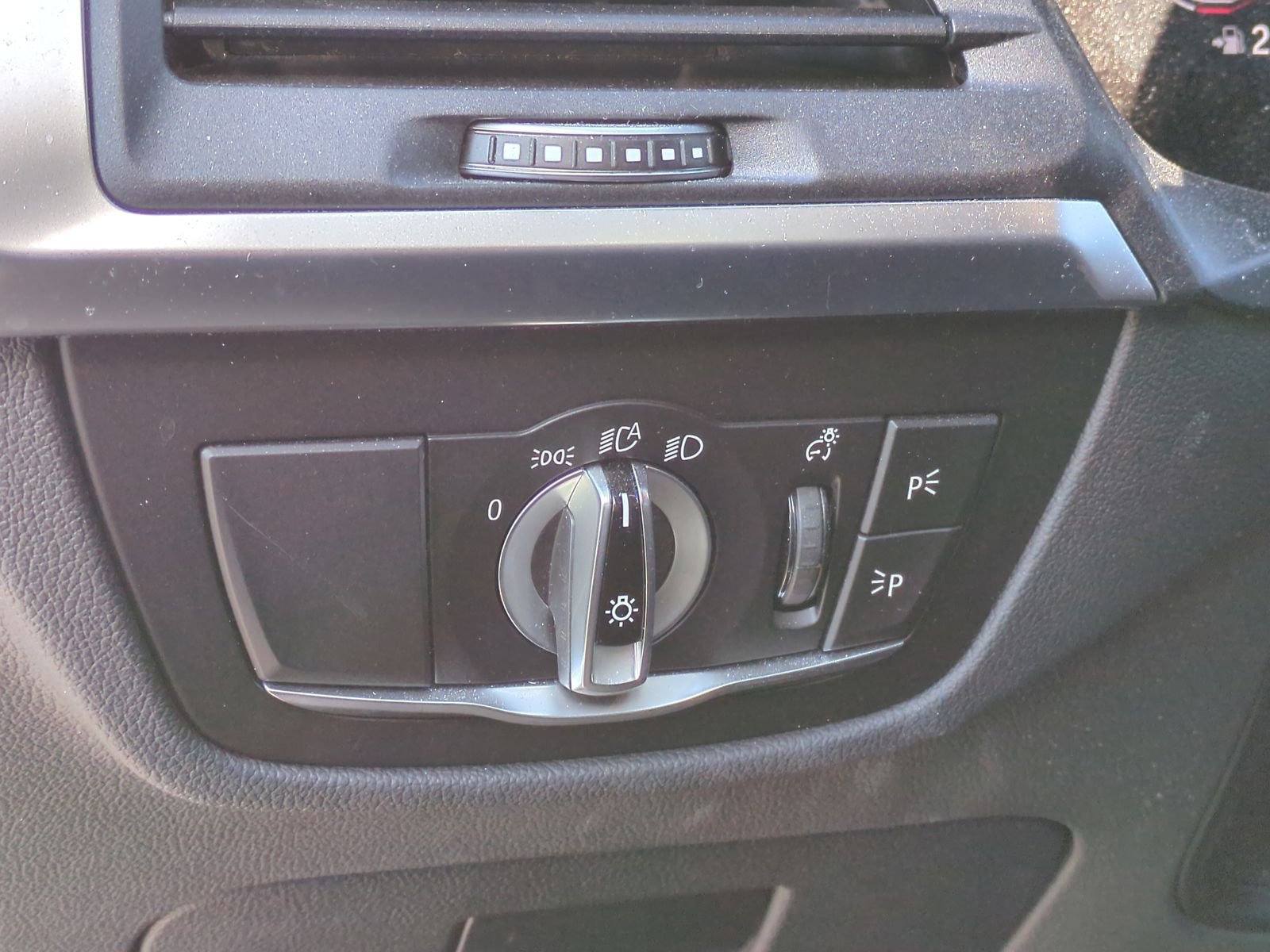 Certified 2023 BMW X3 sDrive30i w/ Premium Package image 17