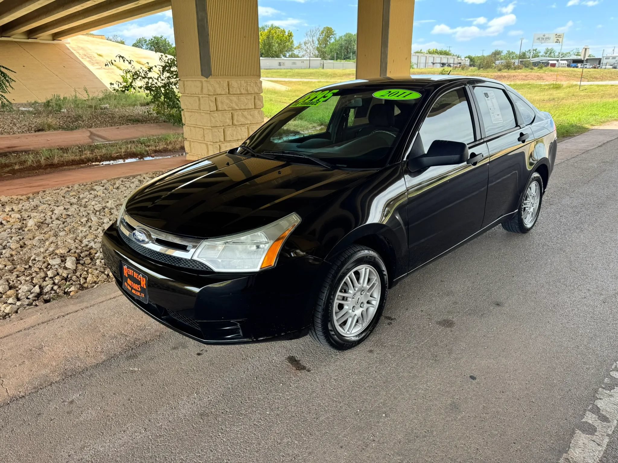 Used 2011 Ford Focus SE w/ 201A Rapid Spec Order Code FWD image 7