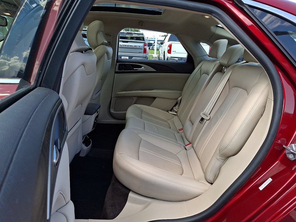Used 2018 Lincoln MKZ Reserve w/ Technology Package AWD/4WD image 11