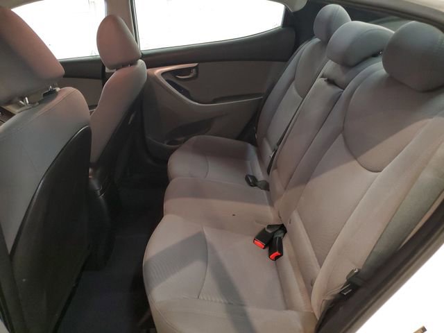Used 2016 Hyundai Elantra SE image 26