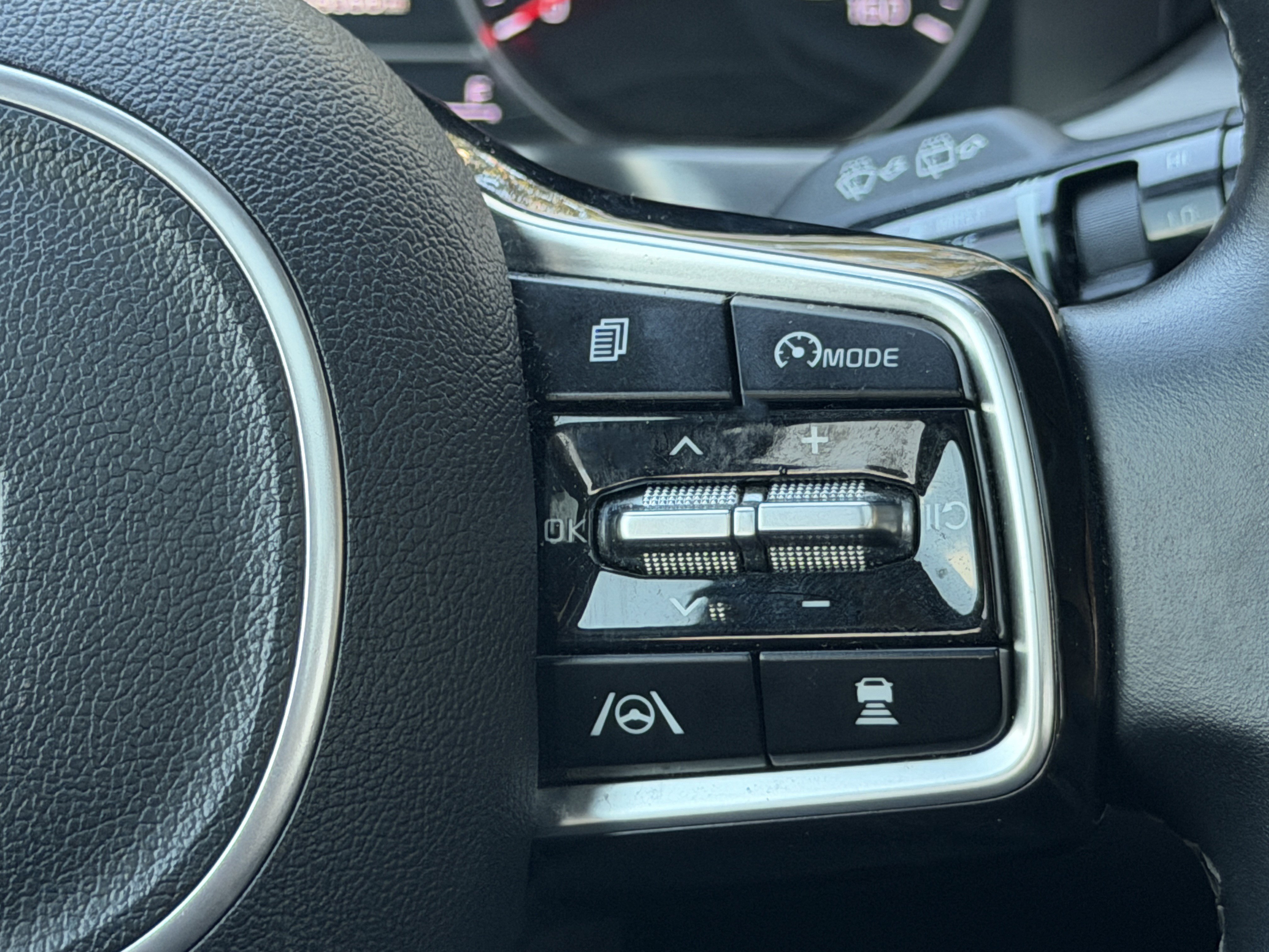 Used 2022 Kia Sorento SX image 21