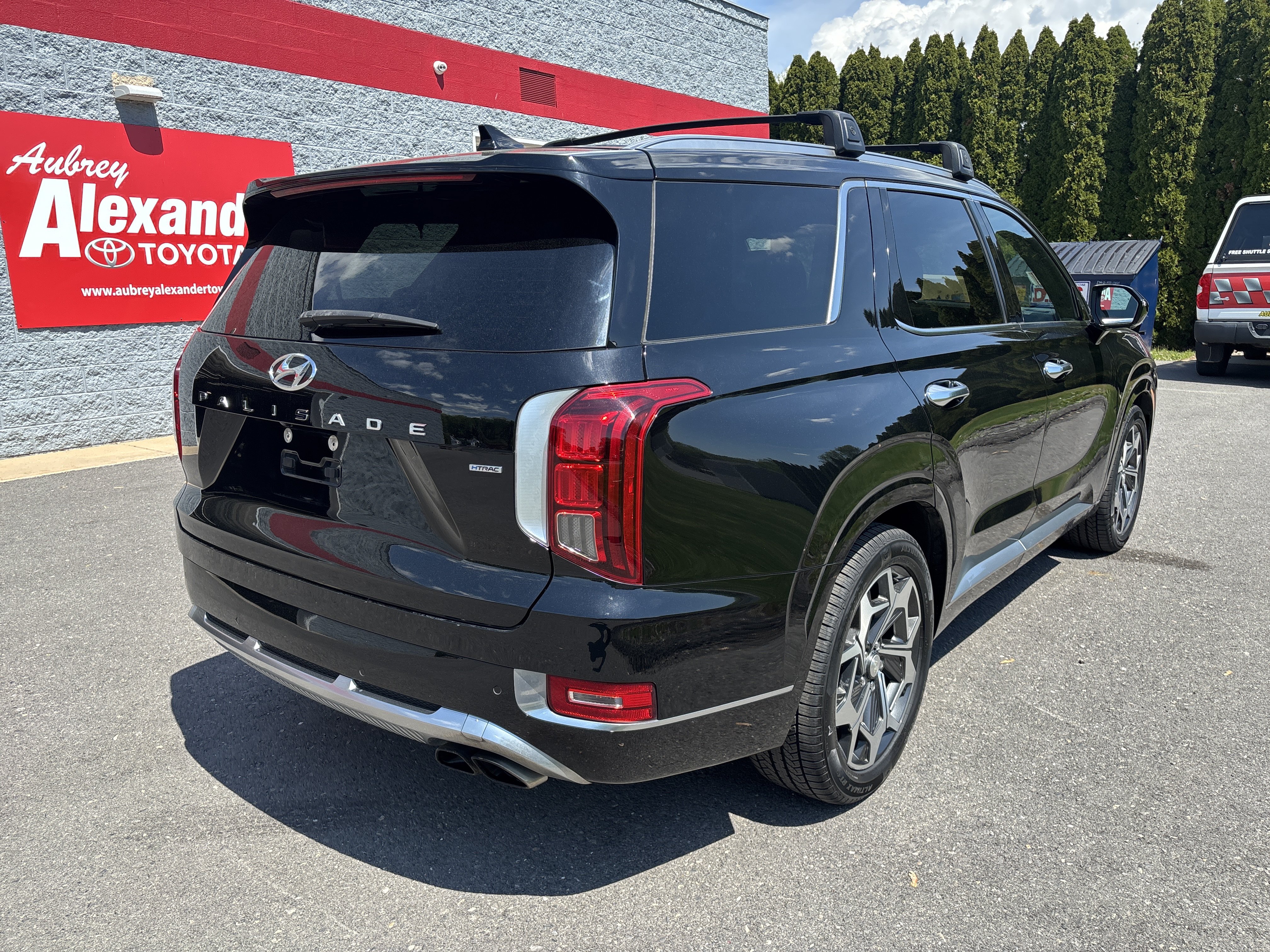 Used 2021 Hyundai Palisade Calligraphy AWD/4WD image 3