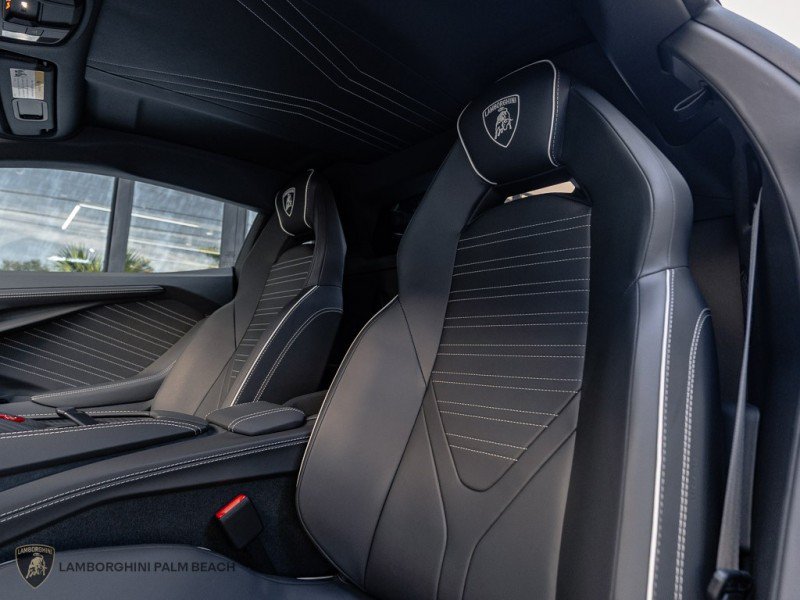 Used 2026 Lamborghini Revuelto AWD/4WD image 20