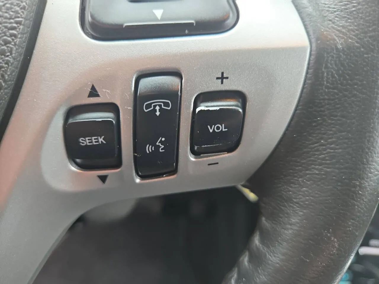 Used 2014 Ford Edge Limited AWD/4WD image 28