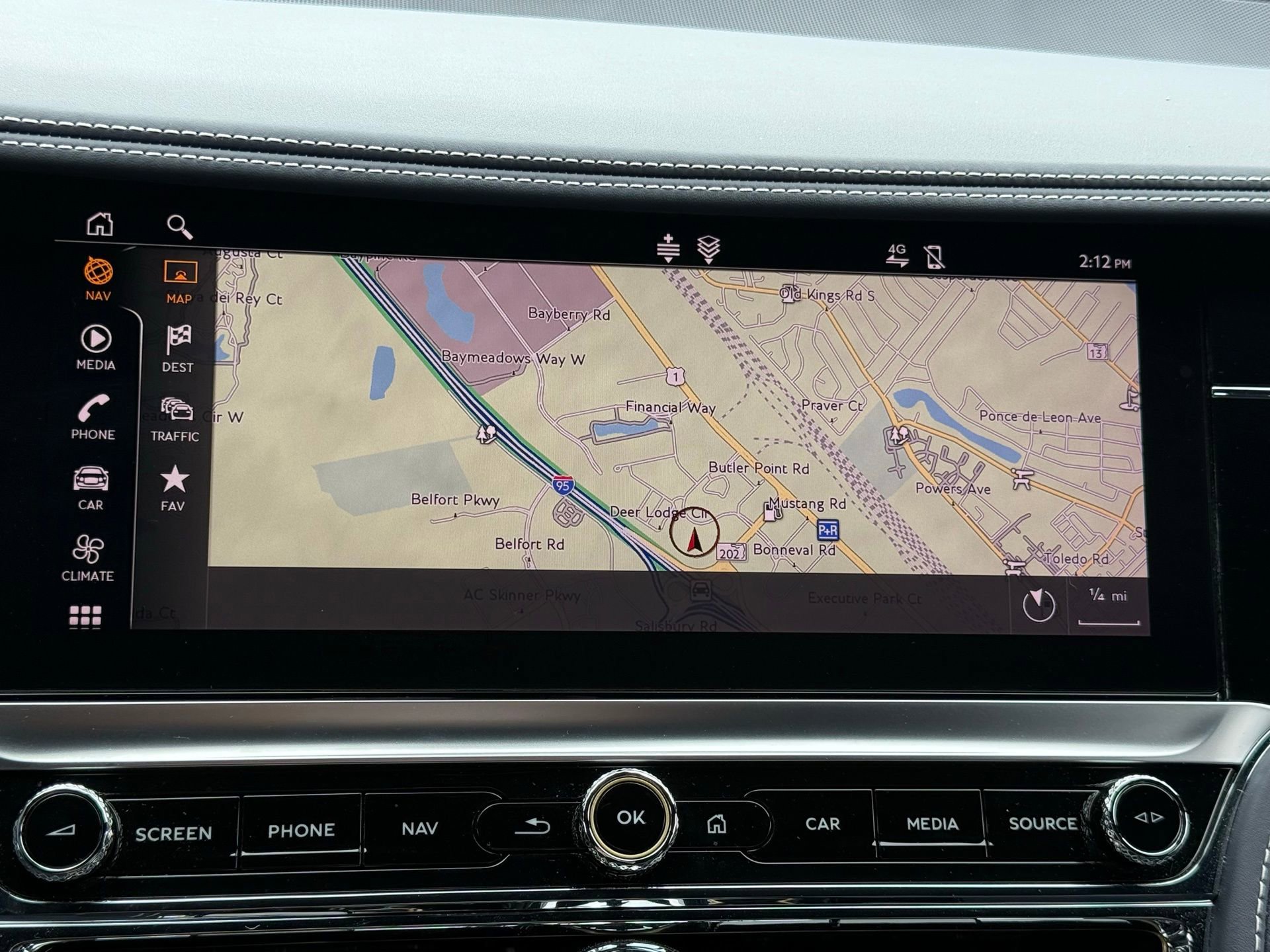 Used 2021 Bentley Flying Spur V8 image 47