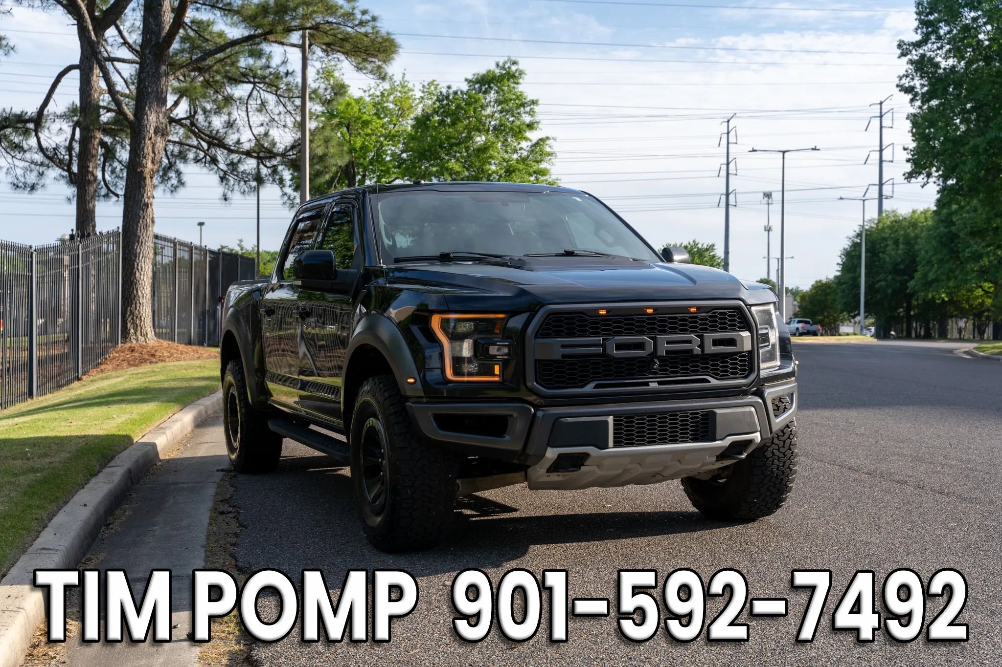 Used 2018 Ford F150 Raptor w/ Equipment Group 802A Luxury image 3