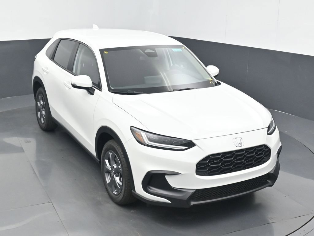 New 2027 Honda HR-V LX image 3