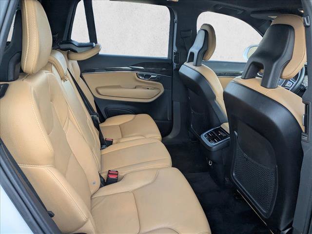 Used 2018 Volvo XC90 T6 Momentum w/ Convenience Package image 23
