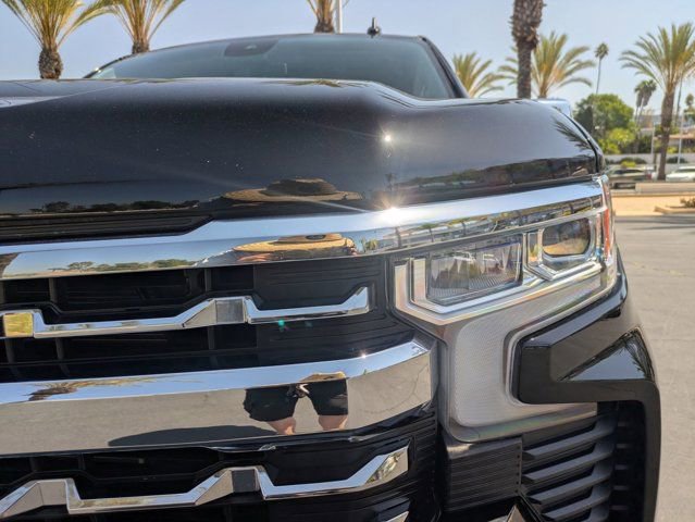 Used 2025 Chevrolet Silverado 1500 W/T w/ Trailering Package AWD/4WD image 10