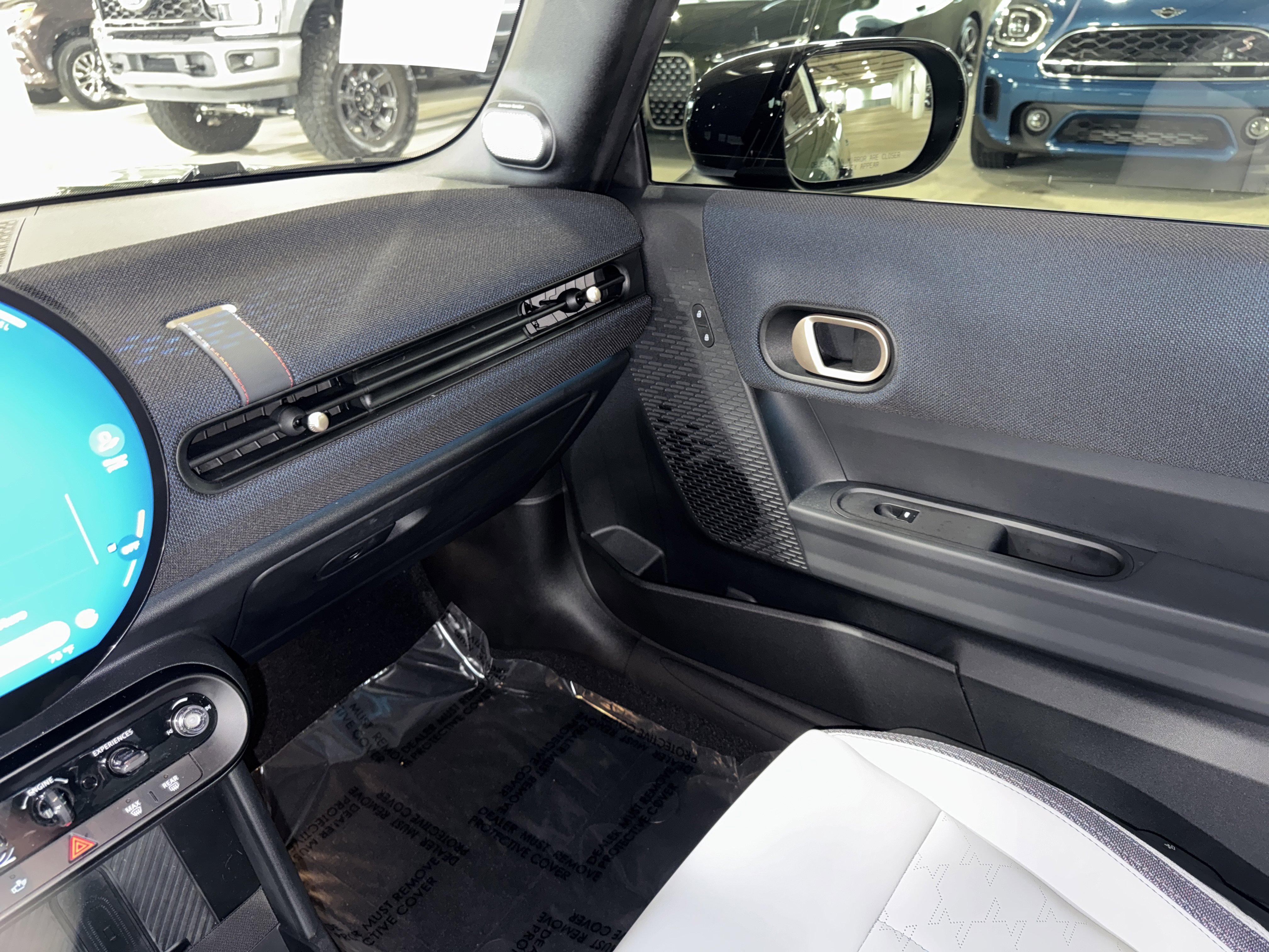 Certified 2025 MINI Cooper S image 26