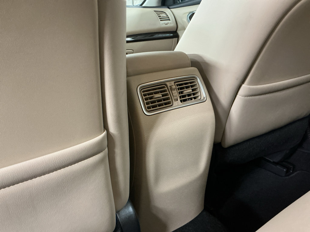 Used 2015 Nissan Altima 2.5 SL w/ Technology Package FWD image 22
