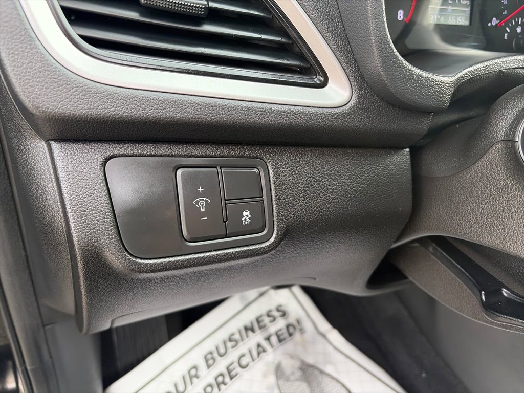 Used 2019 Hyundai Accent SEL image 21