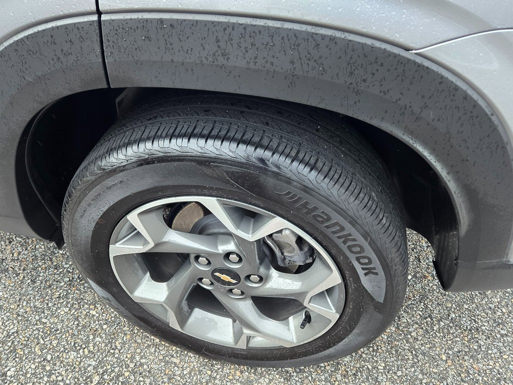 Used 2024 Chevrolet Trax LT image 8