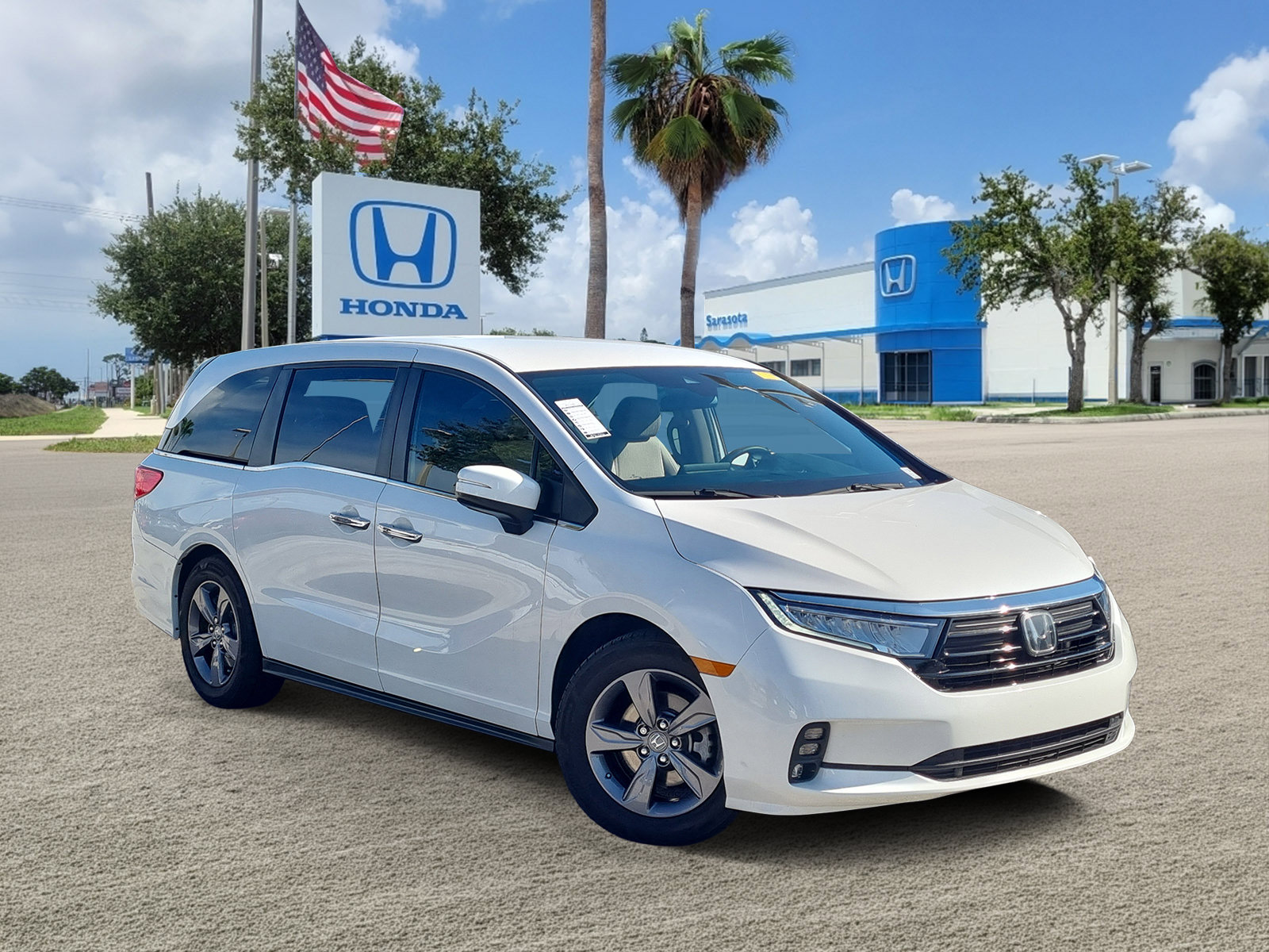 Used 2023 Honda Odyssey EX image 1
